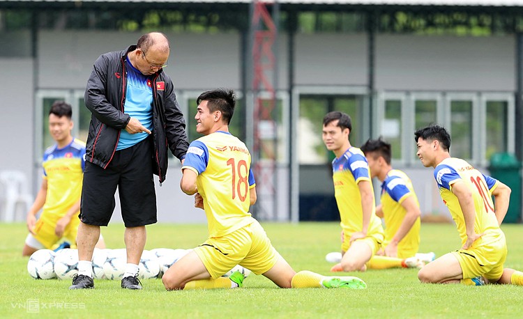 Thể thao - U23 Việt Nam thi đấu giáp Tết, nhiều CĐV “khóc thầm” vì không thể sang Thái Lan “tiếp lửa” (Hình 2).