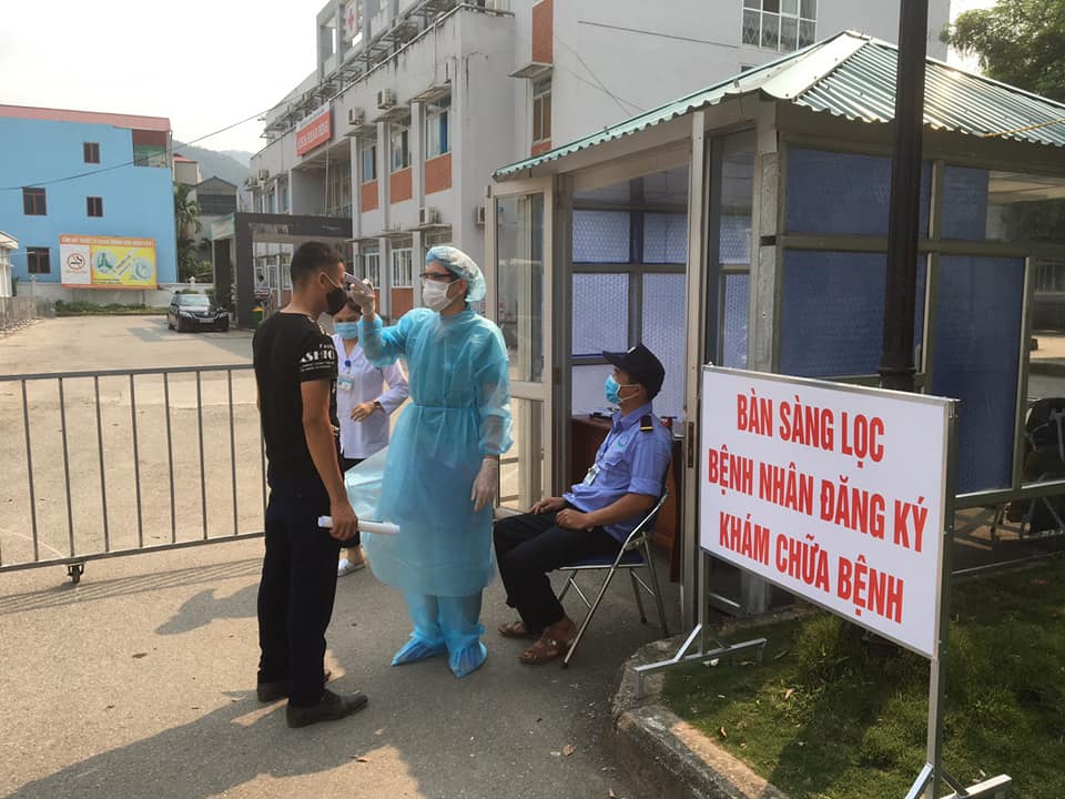 Tin nhanh - Đoàn viên thanh niên BVĐK Hòa Bình viết đơn tình nguyện “ra tuyến đầu” chống Covid-19 (Hình 2).