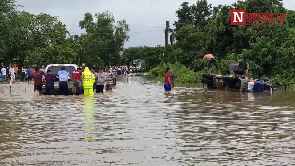 Tin nhanh - Đắk Lắk: Mưa lớn, người đàn ông 60 tuổi bị nước cuốn trôi