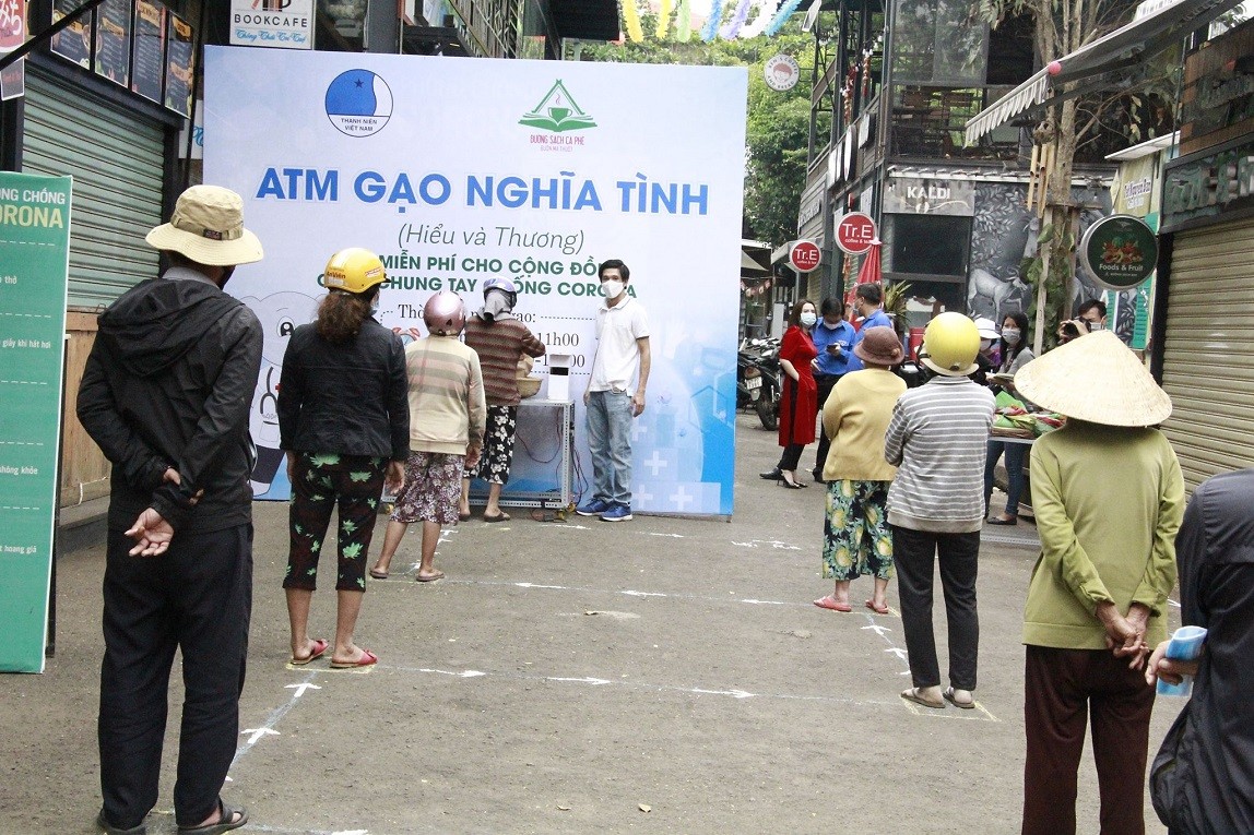 Tin nhanh - “ATM gạo' nghĩa tình phát hàng tấn gạo cho người nghèo tại Đắk Lắk (Hình 2).