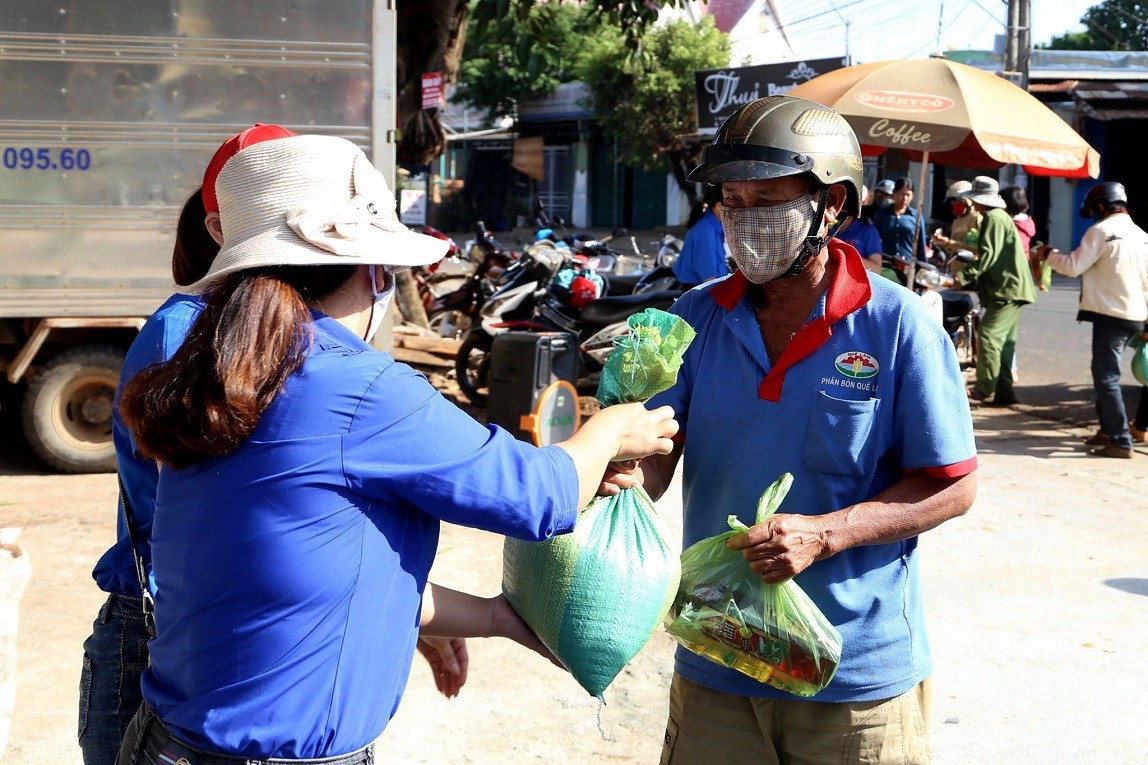 Tin nhanh - Đắk Lắk có 8 “ATM gạo nghĩa tình” hỗ trợ người nghèo trong thời gian dịch bệnh (Hình 2).