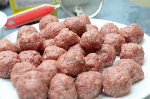 Gia đình - Món ngon cuối tuần: Cách làm nui xốt bò viên thơm ngon khó cưỡng