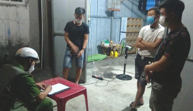 An ninh - Hình sự - Ăn nhậu giữa dịch Covid-19, nhóm thanh niên ở Đà Nẵng bị đề xuất phạt hơn 50 triệu đồng