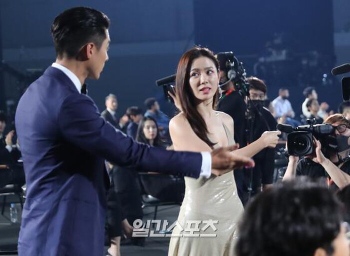 Ngôi sao - Chuyên gia trong ngành tiết lộ Hyun Bin và Son Ye Jin đang hẹn hò nhưng chưa muốn công khai (Hình 3).