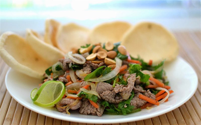 Gia đình - Món ngon cuối tuần: Salad bò tái chanh thanh mát cho ngày nắng lên (Hình 5).