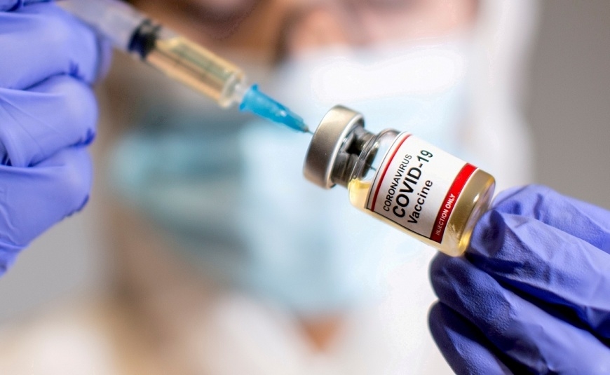 Toàn cảnh - Loạt nghiên cứu mới mở ra hy vọng vắc-xin có thể 'cản bước' Omicron
