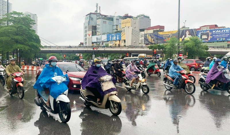 Xã hội - Bản tin 24/7: Bộ GTVT đồng ý mở rộng 83km cao tốc Nội Bài-Lào Cai; Hà Nội tiếp tục thí điểm phân luồng tại 4 nút giao trọng điểm