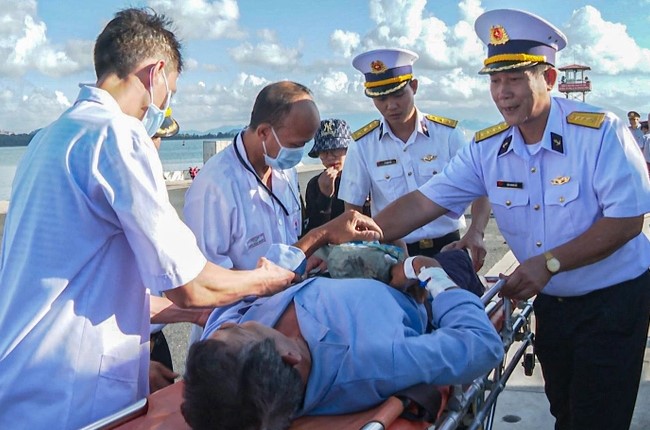 Xã hội - Bản tin 10/9: Hà Nội nghiên cứu mở làn đường dành riêng cho xe đạp; Ngư dân nghi bị xương cá đâm thủng ruột
