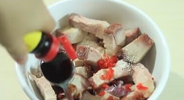 Đời sống - Món ngon cuối tuần: Cách làm thịt quay kho dưa chua ngon lạ miệng