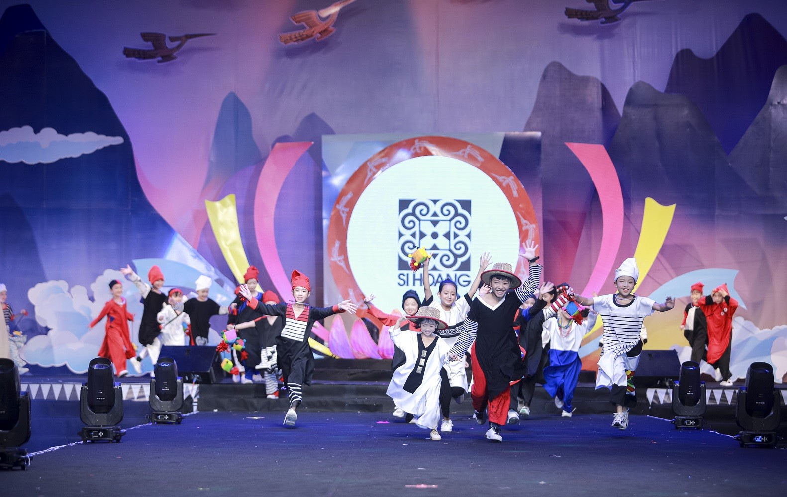 Giải trí - Khởi động chương trình Festival Nghệ thuật và Thời trang trẻ em Việt Nam