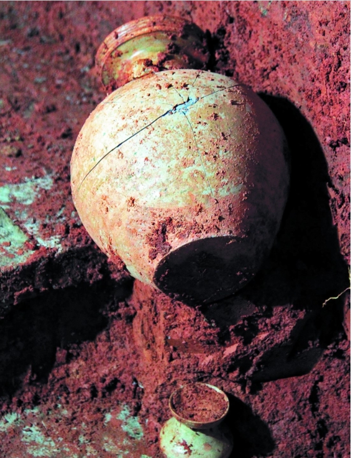 Đời sống - Đào mộ cổ, phát hiện vô số cổ vật nhưng hài cốt chủ nhân biến mất (Hình 2).