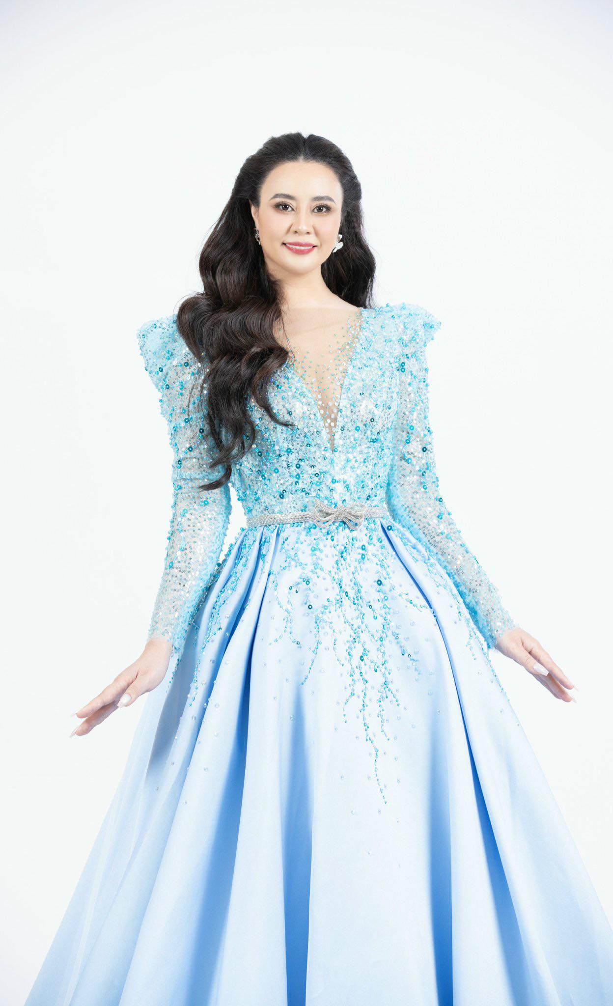 Giải trí - Hoa hậu Phan Kim Oanh làm Phó Chủ tịch Mrs Grand International (Hình 2).