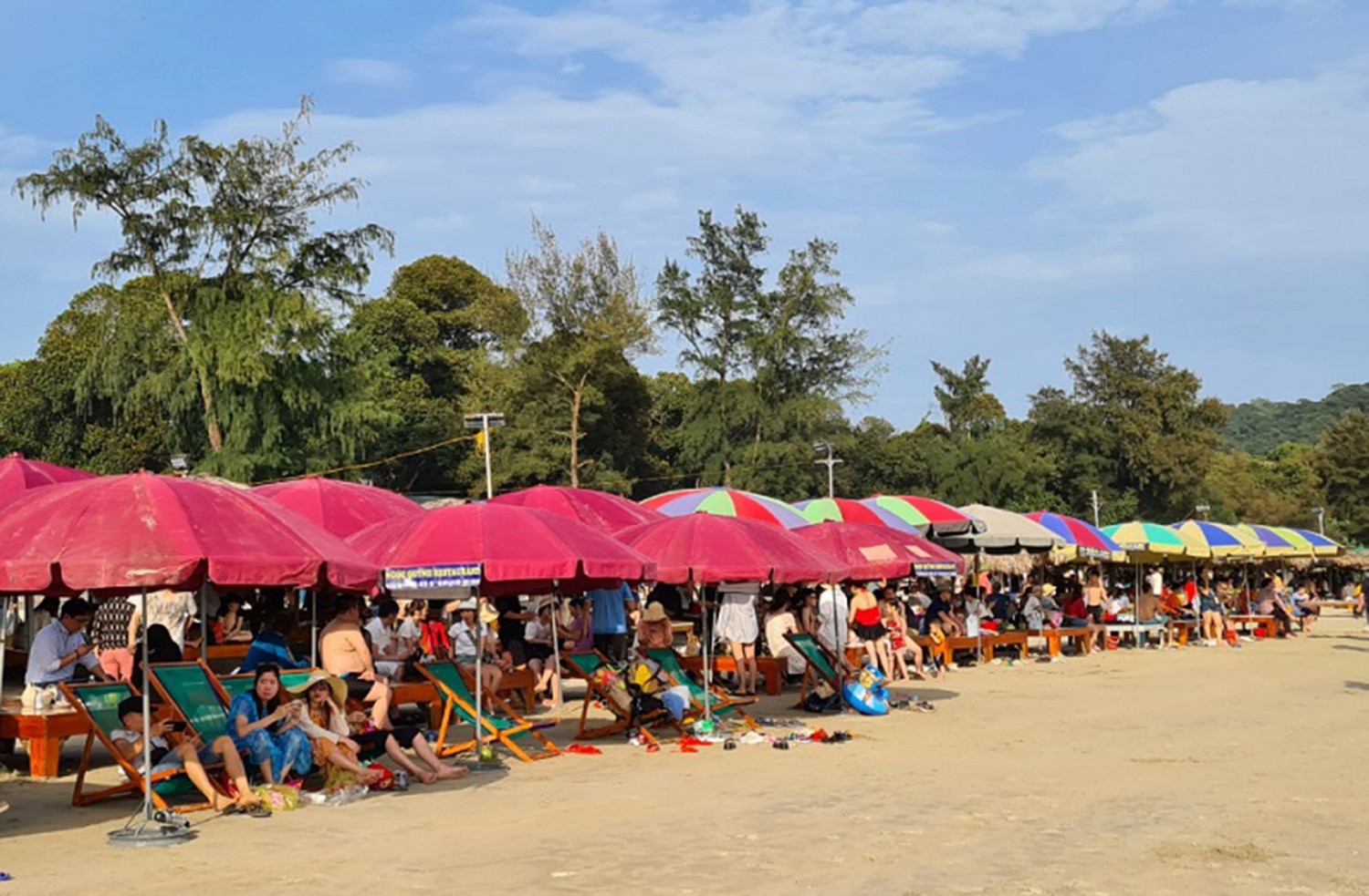 Môi trường - Quảng Ninh: Cấm du khách mang túi ni lông ra đảo Cô Tô