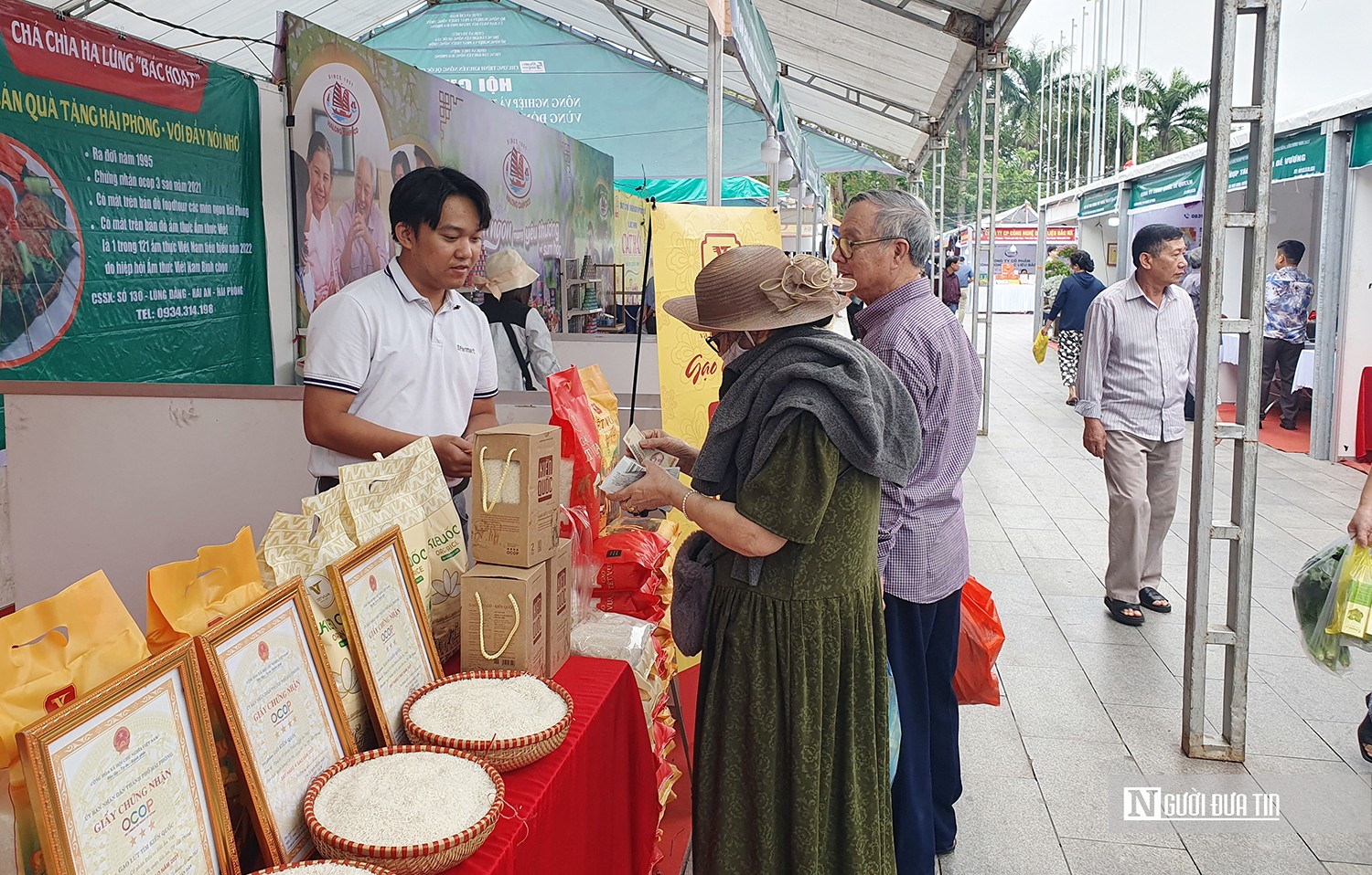 Tiêu dùng & Dư luận - Hải Phòng: Đưa sản phẩm OCOP lên sàn thương mại điện tử