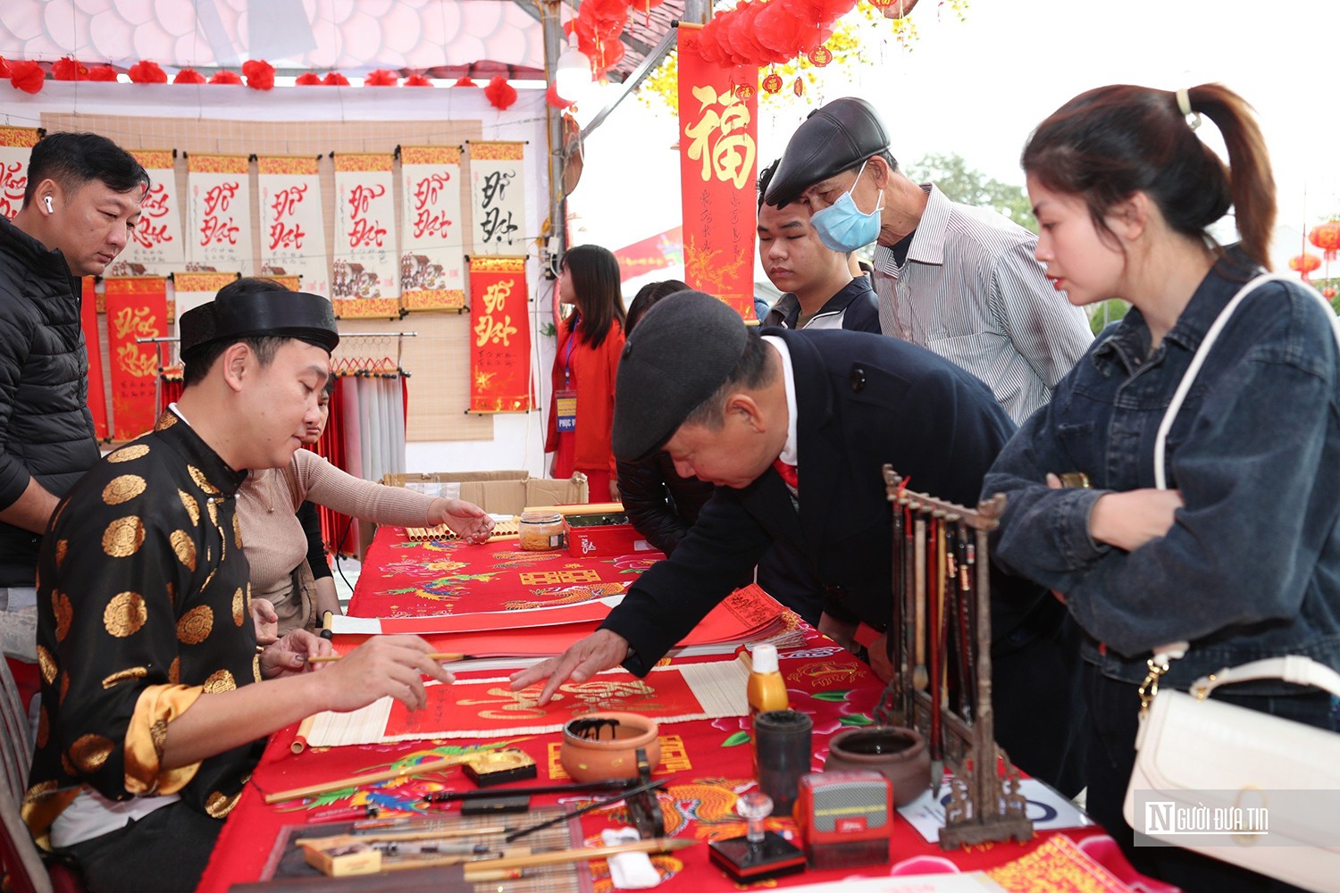 Văn hoá - Hải Phòng: Gần 150 học sinh dự Lễ hội Khai bút đầu Xuân (Hình 5).