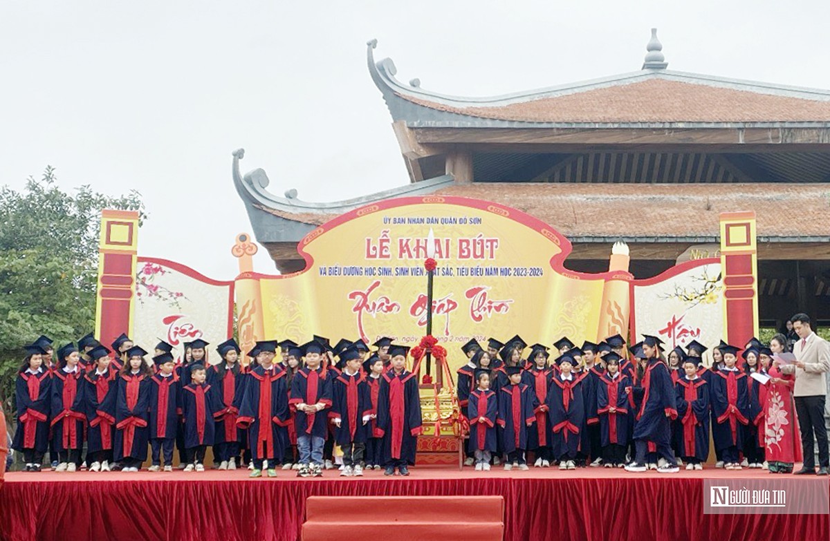 Văn hoá - Hải Phòng: Khai bút đầu Xuân tại Di tích tháp Tường Long Đồ Sơn (Hình 2).