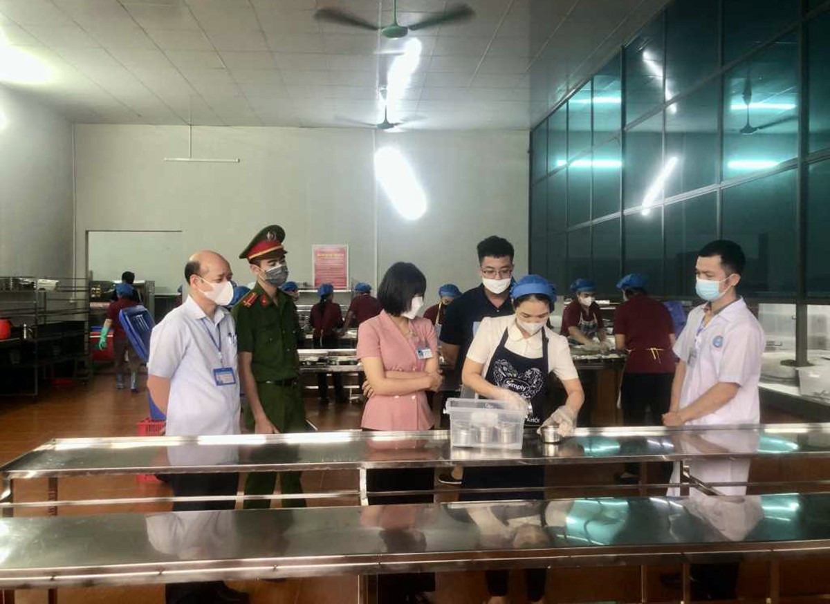Sức khỏe - Quảng Ninh: Nguyên nhân 33 học sinh nhập viện vì rối loạn tiêu hóa