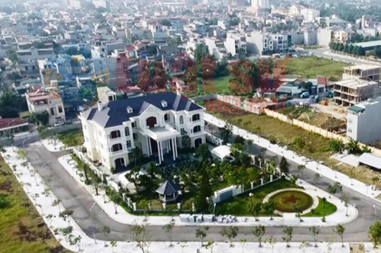 Xã hội - Hé lộ sự thật “phủ chúa” nguy nga 100 tỷ ở xứ Thanh (Hình 5).
