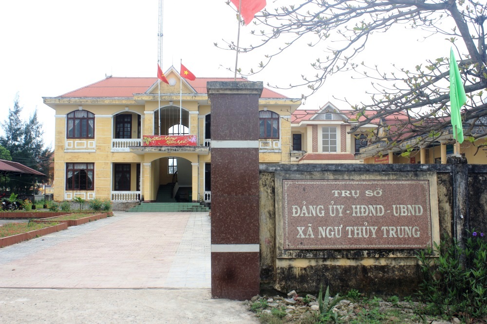 Tin nhanh - Gần 300 cán bộ, công chức dôi dư tại Quảng Bình được sắp xếp công việc như thế nào?