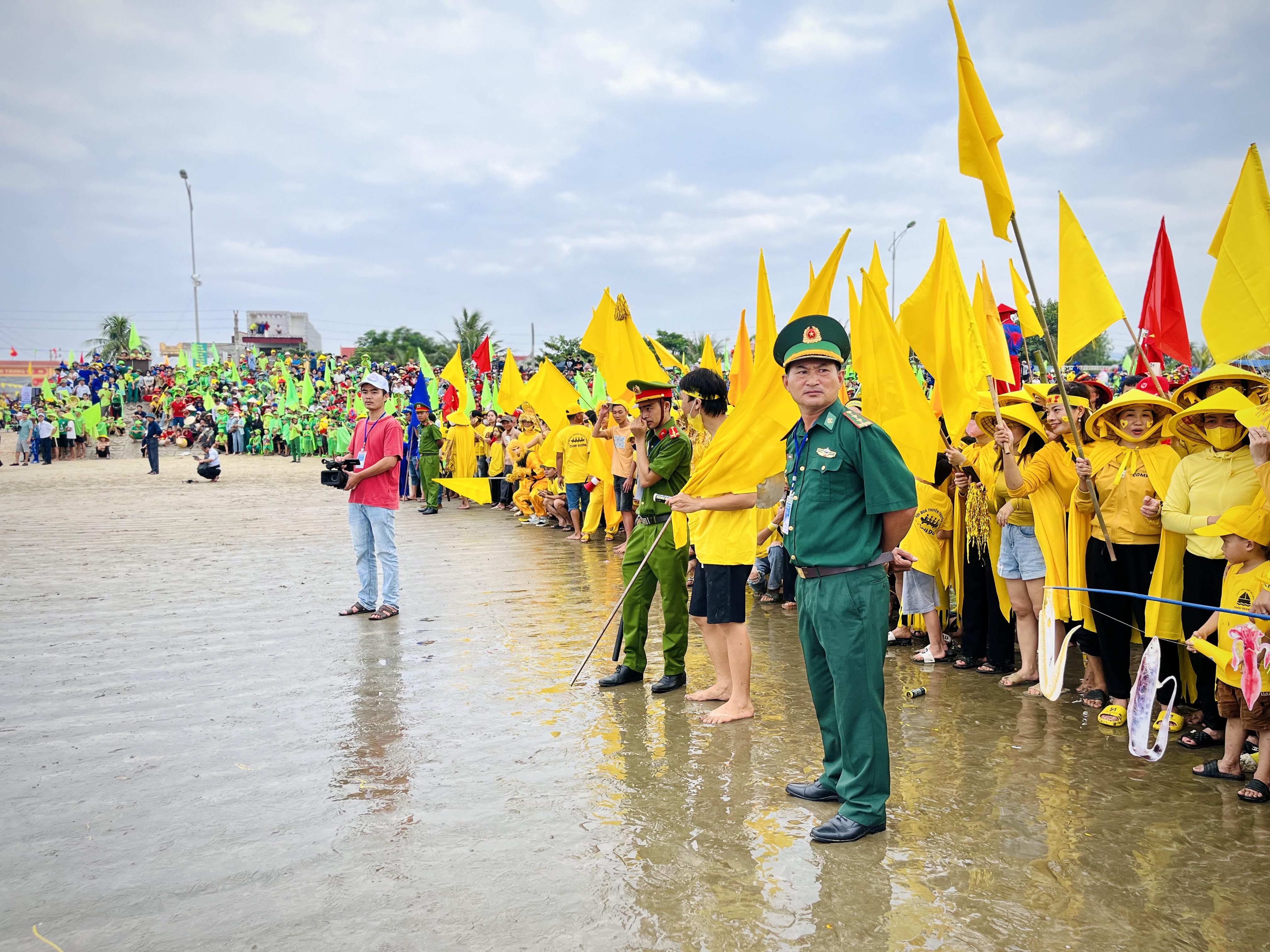 Dân sinh - Quảng Bình: Sôi động lễ hội đua thuyền mừng Tết Độc lập  (Hình 12).