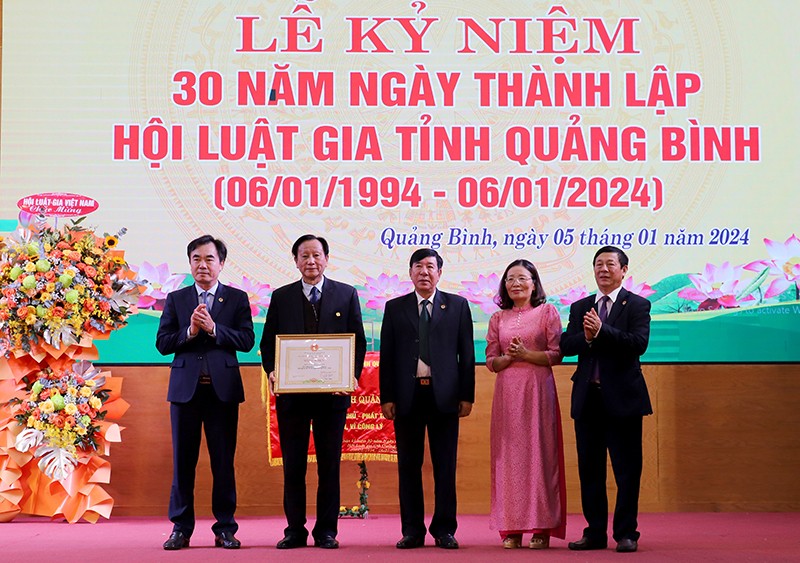 Sự kiện - Hội Luật gia tỉnh Quảng Bình kỷ niệm 30 năm ngày thành lập (Hình 7).