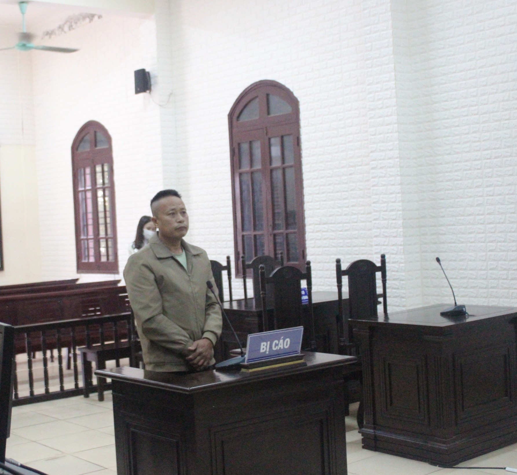 Hồ sơ điều tra - Quảng Bình: Xét xử bị cáo vận chuyển hàng cấm theo thủ tục rút gọn