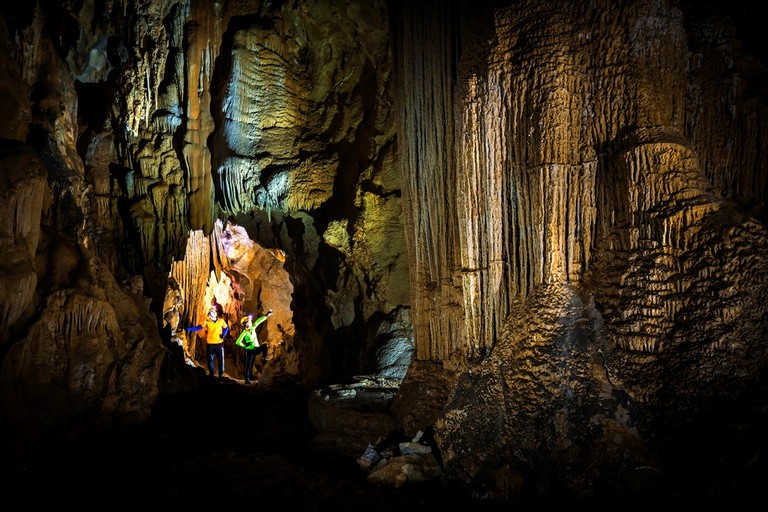 Dân sinh - Khám phá vẻ đẹp huyền bí của hang Chà Lòi ở Quảng Bình (Hình 5).