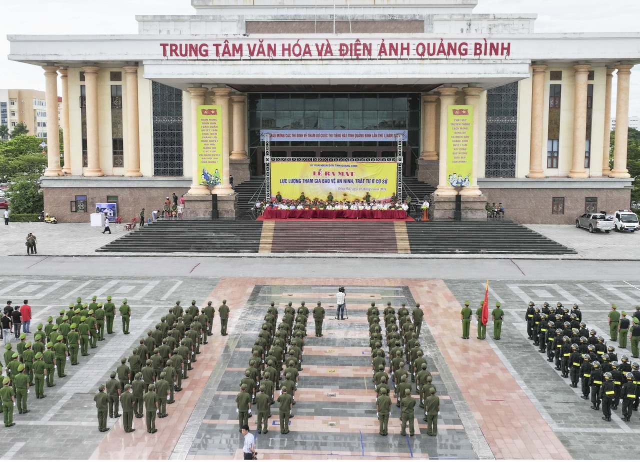 Dân sinh - Quảng Bình ra mắt lực lượng tham gia bảo vệ an ninh trật tự ở cơ sở