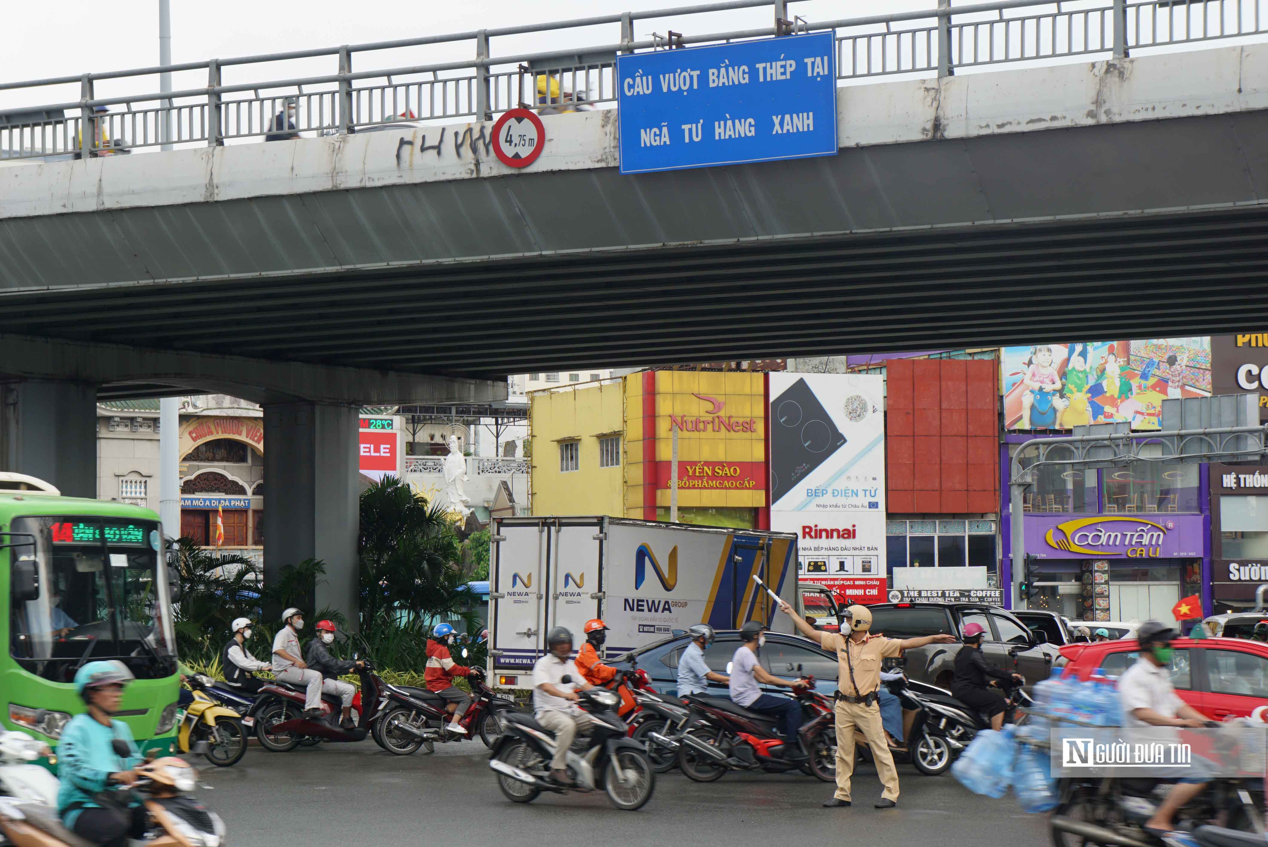 Dân sinh - Tp.HCM: Lực lượng CSGT đồng loạt ra quân đảm bảo TTATGT dịp lễ 2/9 (Hình 3).