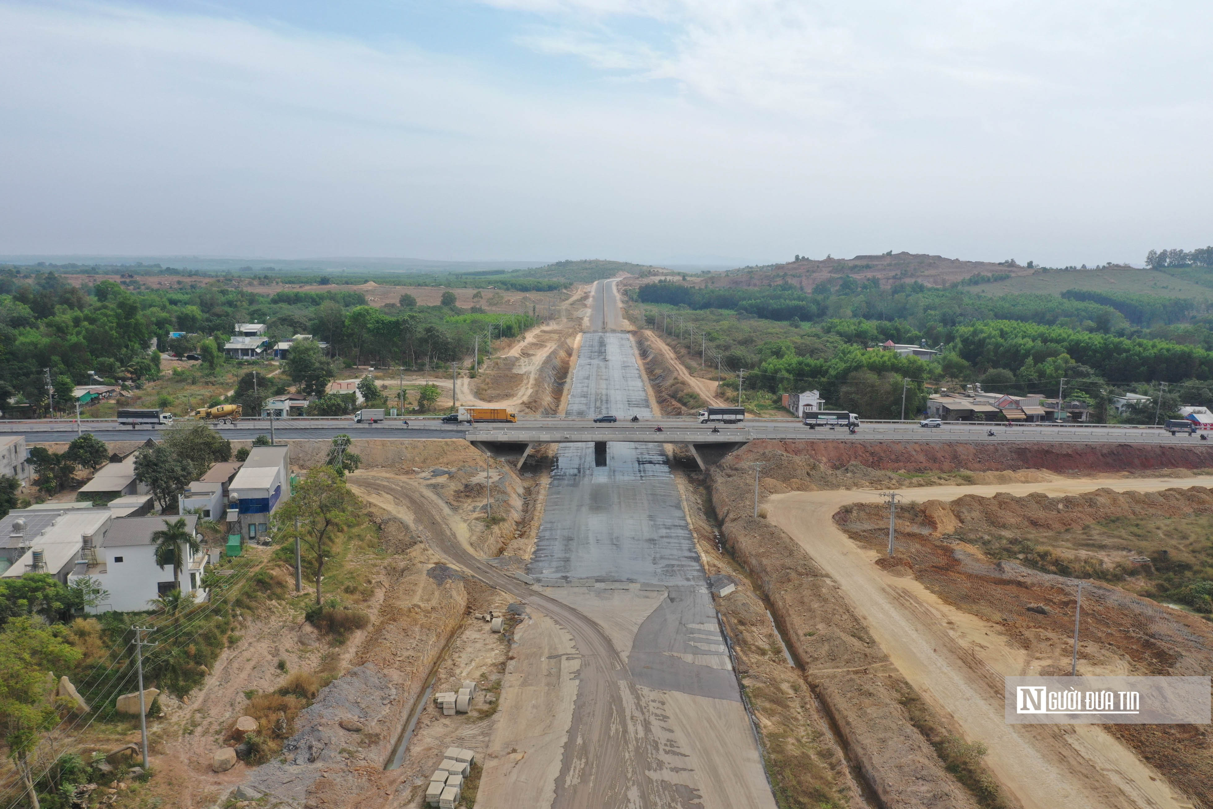 Dân sinh - Cận cảnh cao tốc Phan Thiết – Dầu Giây ngày thông xe kĩ thuật (Hình 16).