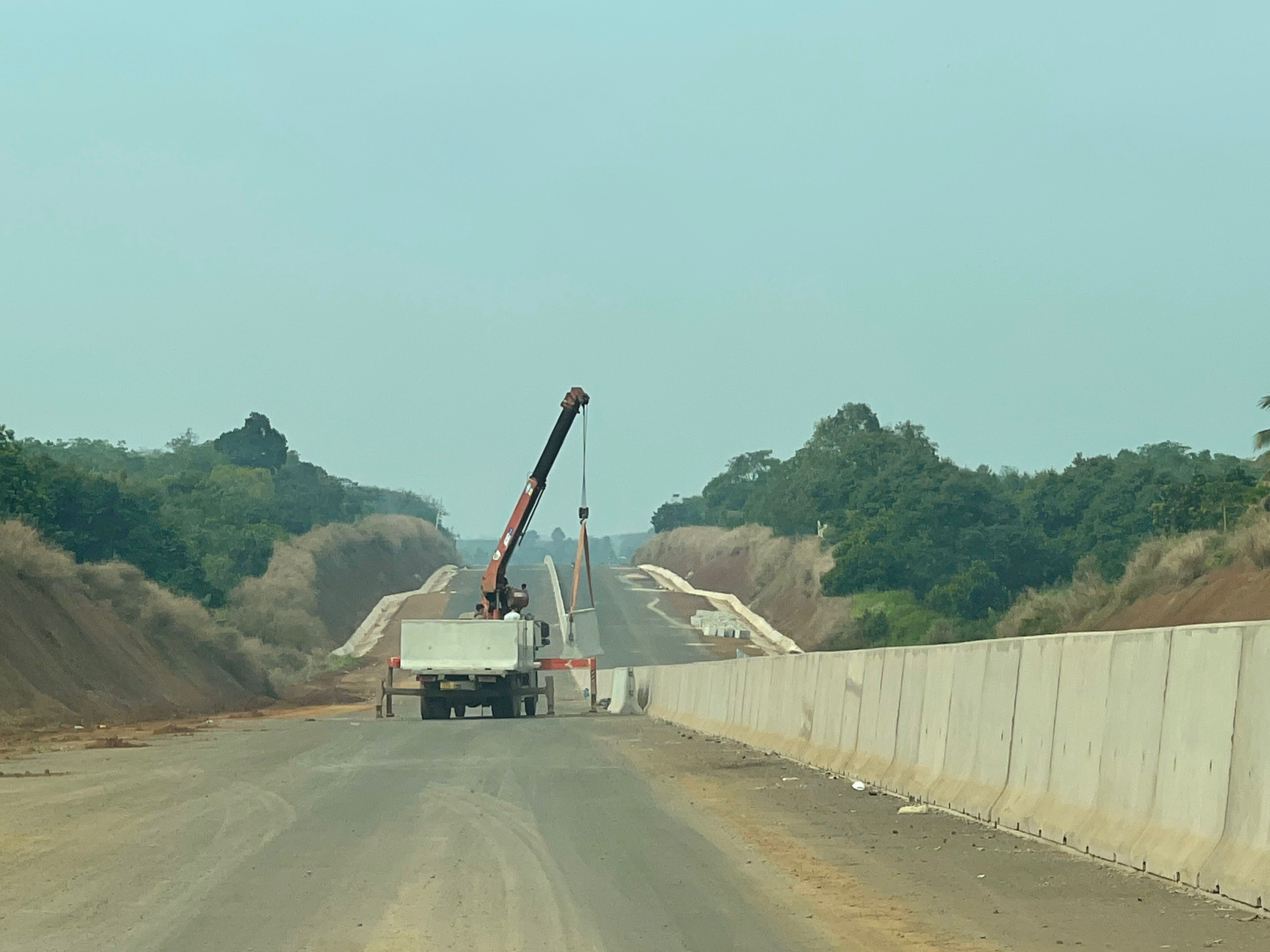 Dân sinh - Thi công xuyên Tết trên công trường cao tốc Phan Thiết - Dầu Giây (Hình 3).