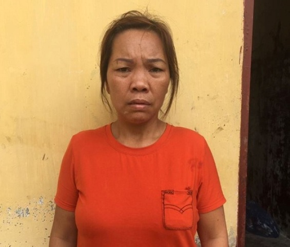 Pháp luật - Bán 2 phụ nữ sang Trung Quốc, một 'má mì' tra tay vào còng số 8