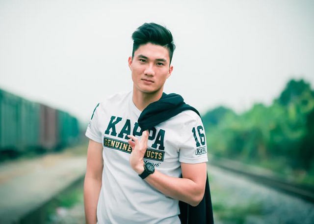 Bóng đá Việt Nam - Thủ môn dự bị U23 Việt Nam đẹp trai hơn cả Bùi Tiến Dũng là ai? (Hình 4).