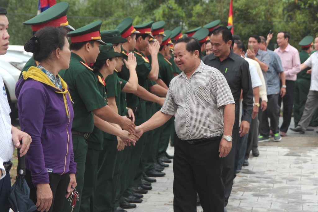 Trong cuộc kháng chiến vĩ đại chống kẻ thù xâm lược, theo tiếng gọi thiêng liêng của Tổ quốc, hàng vạn thanh niên Việt Nam đã lên đường làm nhiệm vụ quốc tế cao cả.