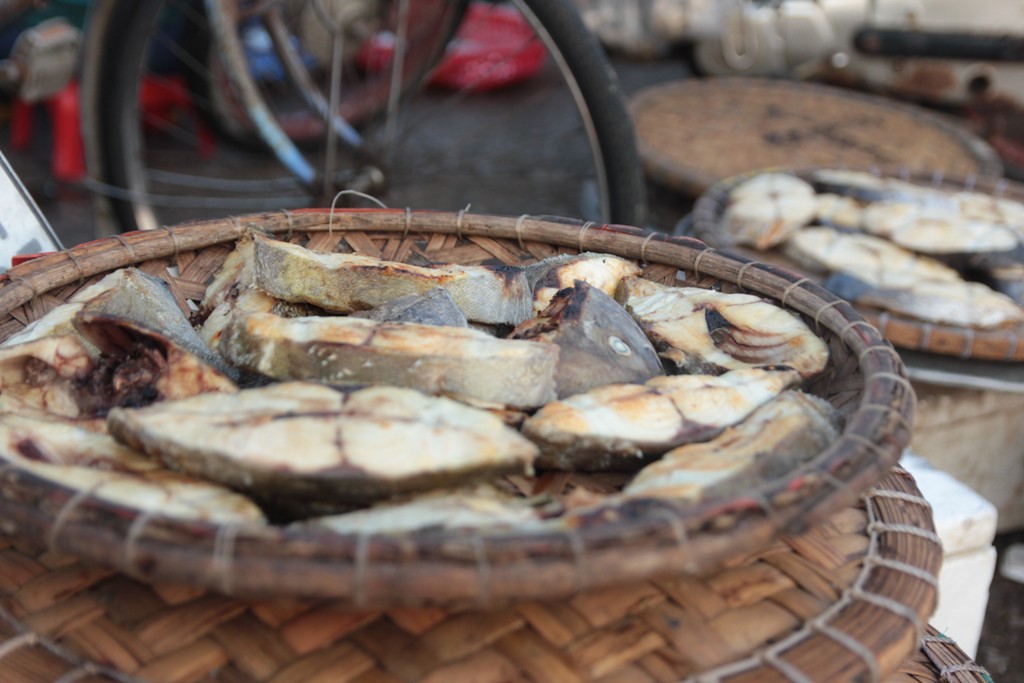 Dân sinh - “Đột nhập” bến cá bậc nhất Cửa Lò vào sáng bình minh (Hình 12).