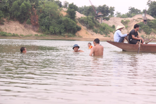 Tin nhanh - Đã tìm thấy học sinh lớp 12 đuối nước ngay trước ngày thi THPT Quốc gia