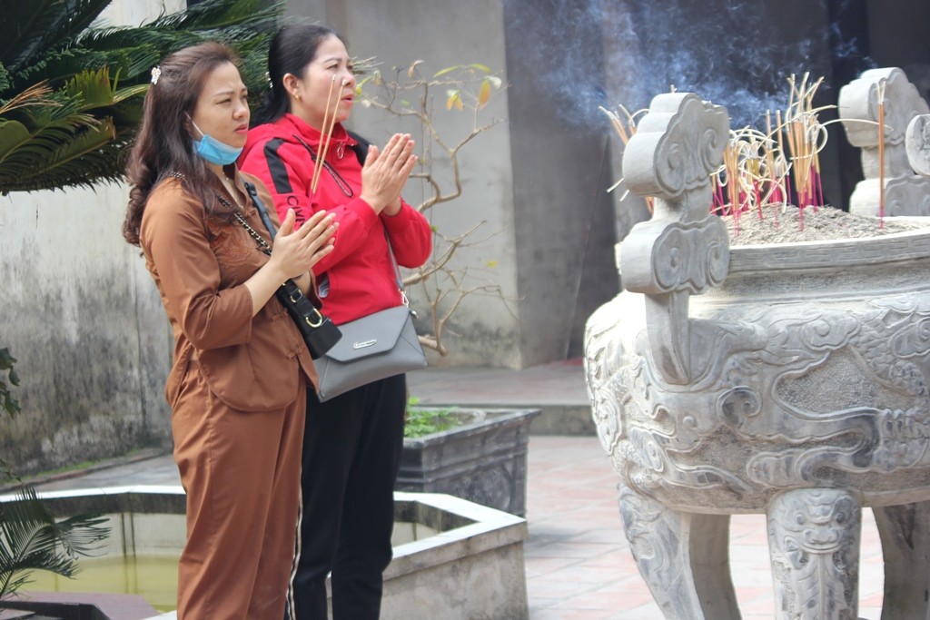 Văn hoá - Nghệ An dừng mọi lễ hội, người dân ngại đến đền chùa do dịch virus Corona (Hình 6).