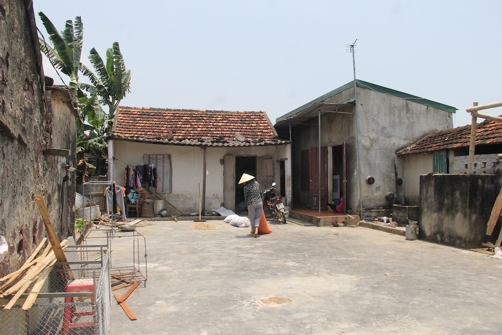 Hồ sơ điều tra - Đôi chân gầy của người mẹ đi tìm công lý cho con tàn tật bị hiếp dâm