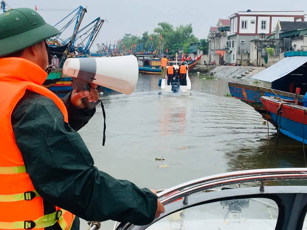 Tin nhanh - Nghệ An lên phương án di dời hàng nghìn hộ dân ven biển trước bão số 7 (Hình 2).