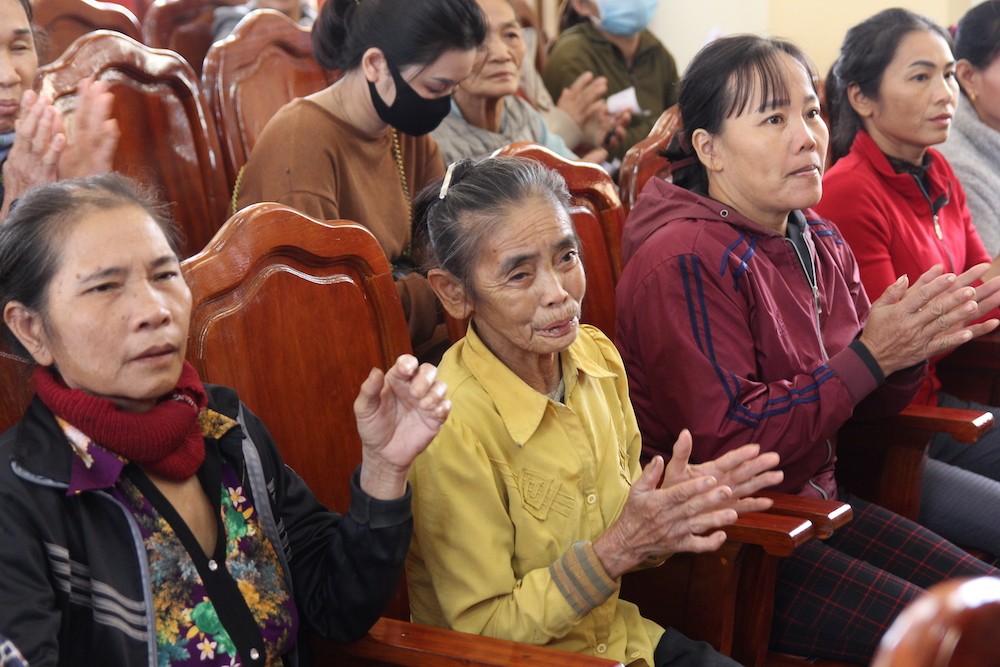 Tin nhanh - Món quà nghĩa tình ấm lòng người dân vùng lũ Hà Tĩnh (Hình 3).