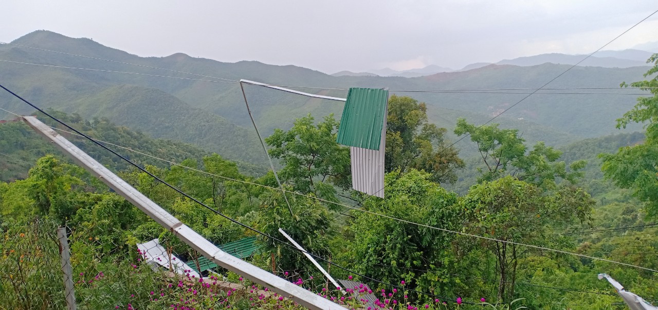 Dân sinh - Trường học bị tốc mái sau trận lốc xoáy kèm mưa đá (Hình 4).