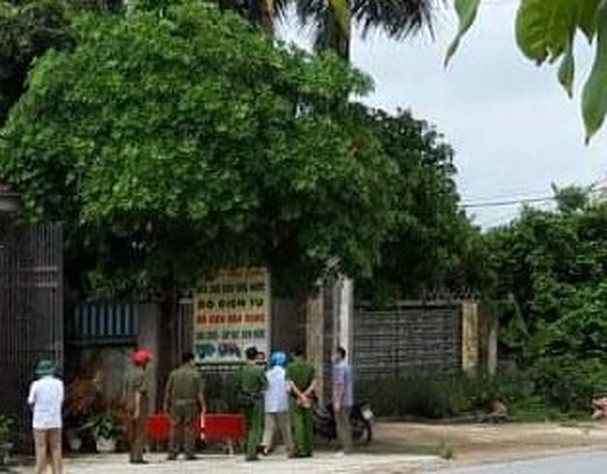 An ninh - Hình sự - Điều tra vụ người đàn ông tử vong nhiều ngày trong phòng khóa cửa