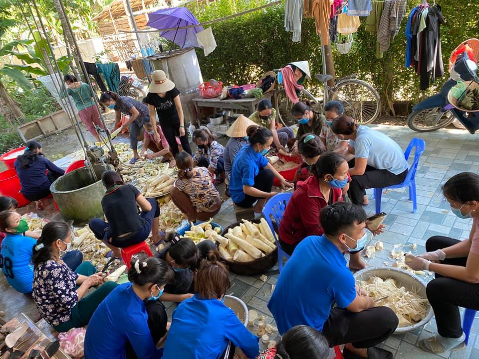 Bĩnh tĩnh sống - Mái tranh quê nghèo mang hơi ấm nghĩa tình  (Hình 4).