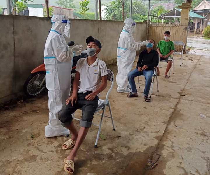Sự kiện - Nghệ An: Hai mẹ con dương tính với virus SARS-CoV-2 chưa rõ nguồn lây (Hình 4).