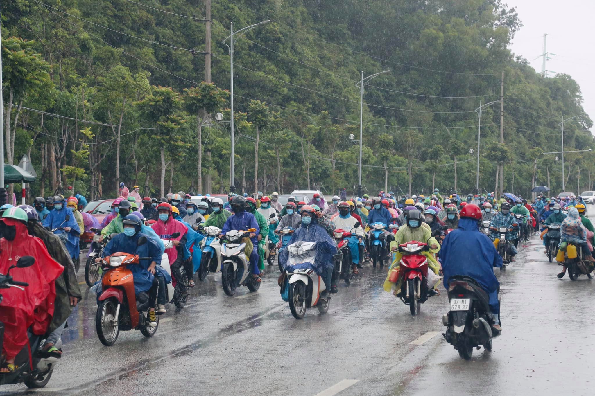 Bình tĩnh sống - Hành trình vượt hơn 1.200km trở về quê tránh dịch của bé 15 ngày tuổi (Hình 4).