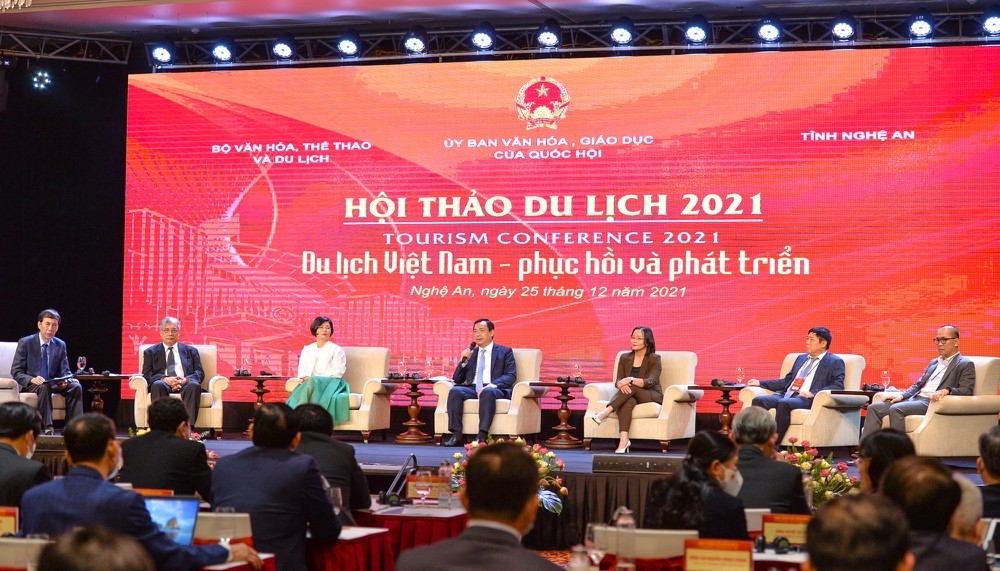 Kinh tế vĩ mô - Đón bắt xu thế, tăng cường năng lực cạnh tranh để phục hồi du lịch Việt Nam (Hình 3).