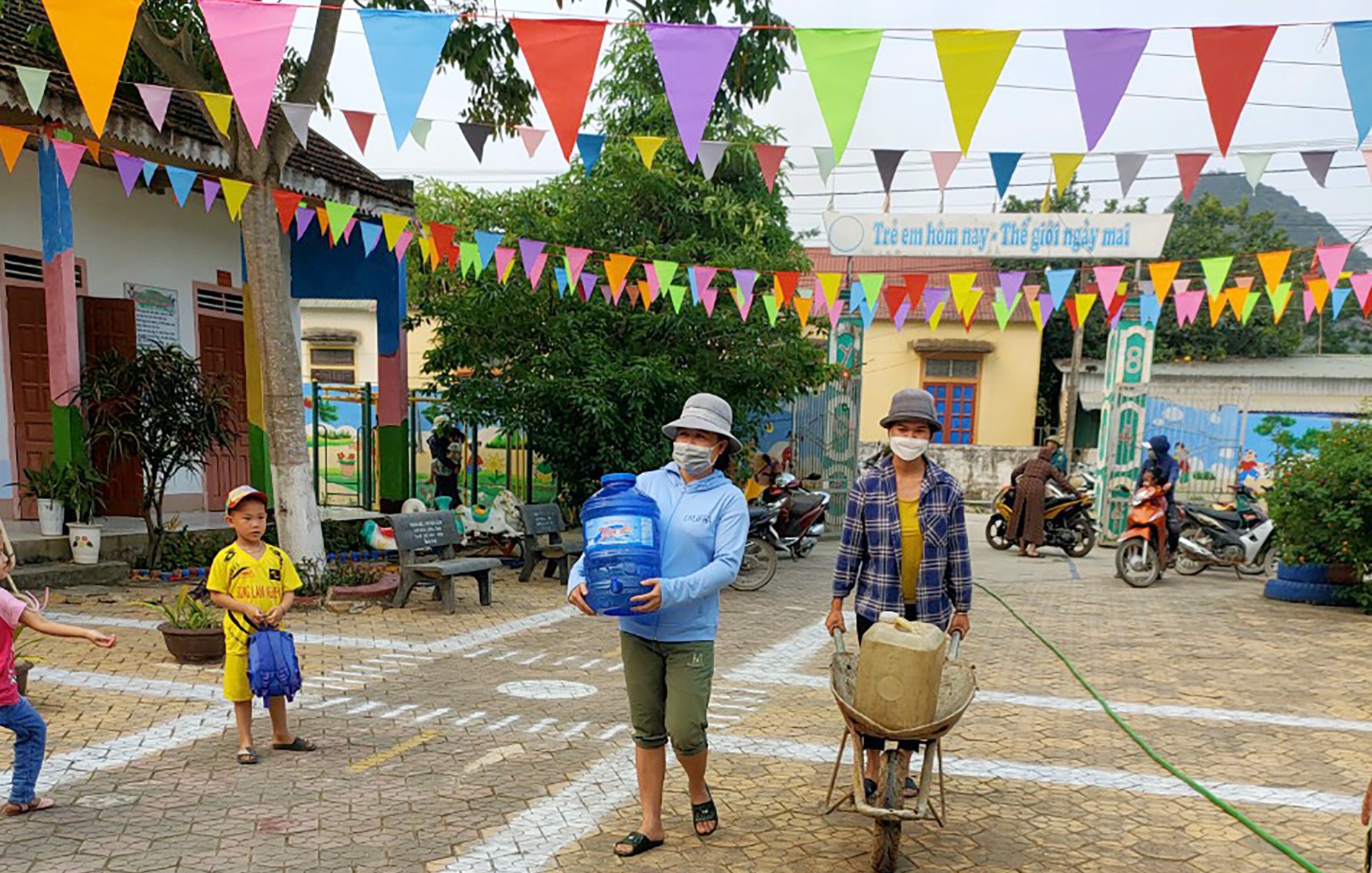 Dân sinh - Tạm đình chỉ doanh nghiệp khai thác nước ngầm do sụt lún bất thường (Hình 5).