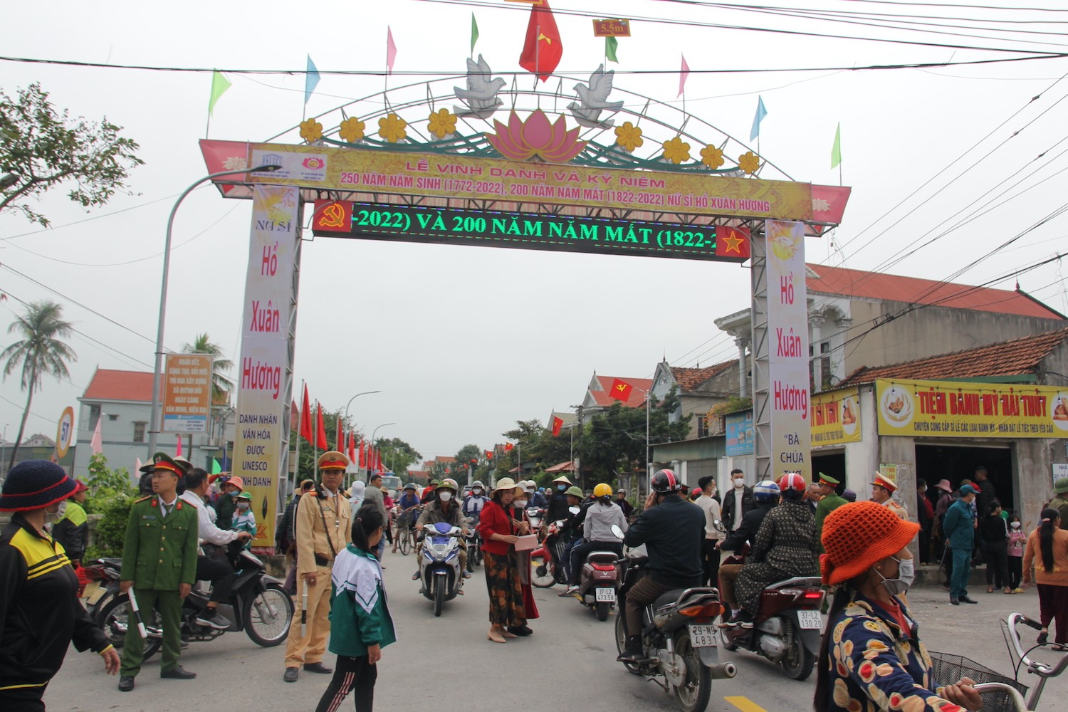 Văn hoá - Lan tỏa mạnh mẽ giá trị di sản “Bà chúa thơ Nôm” Hồ Xuân Hương