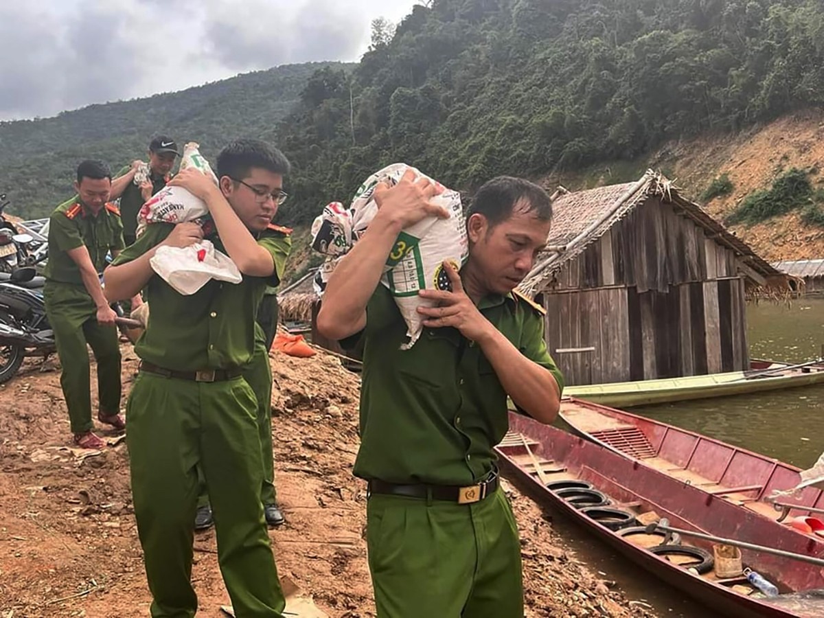 Dân sinh - Nụ cười ấm áp trong những căn nhà nghĩa tình ở vùng biên Nghệ An (Hình 3).