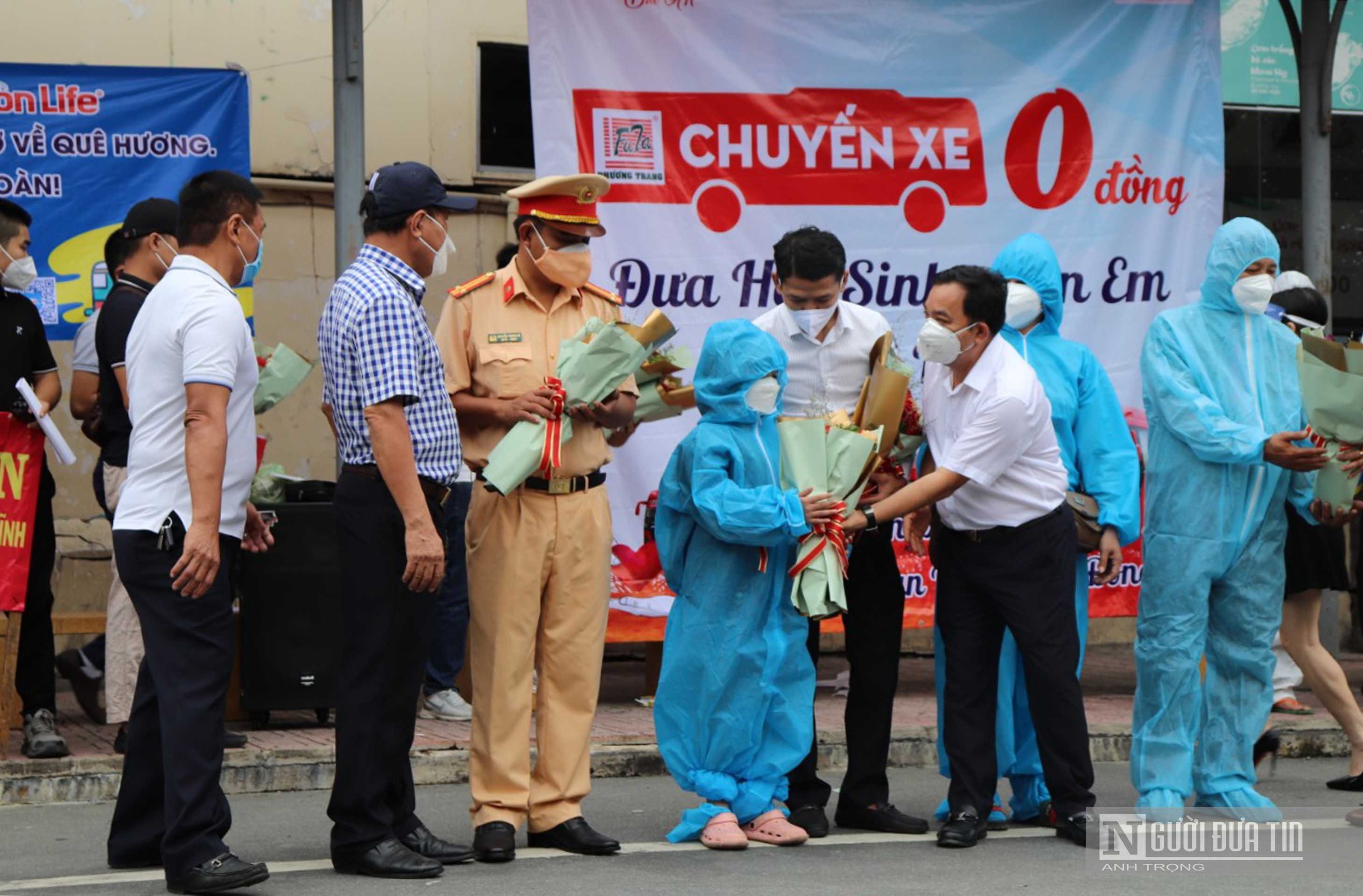 Dân sinh - Học sinh Hà Tĩnh 'mắc kẹt' vì dịch Covid-19 vui mừng được về quê (Hình 5).